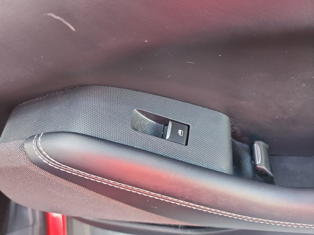 Used 2022 Ford Mustang Mach-E Select image 44