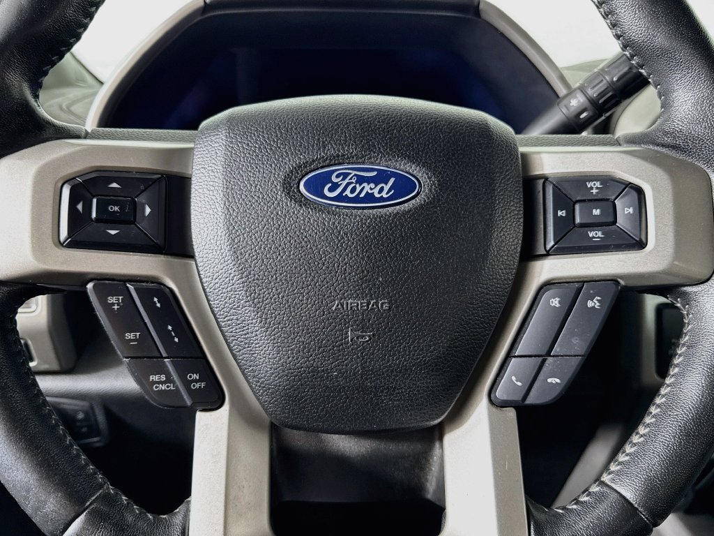 Used 2020 Ford F350 Lariat w/ Lariat Ultimate Package AWD/4WD image 47