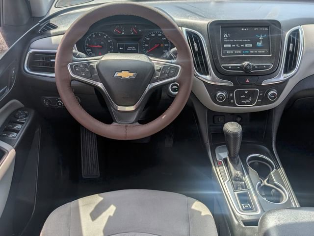 Used 2018 Chevrolet Equinox LS FWD image 12