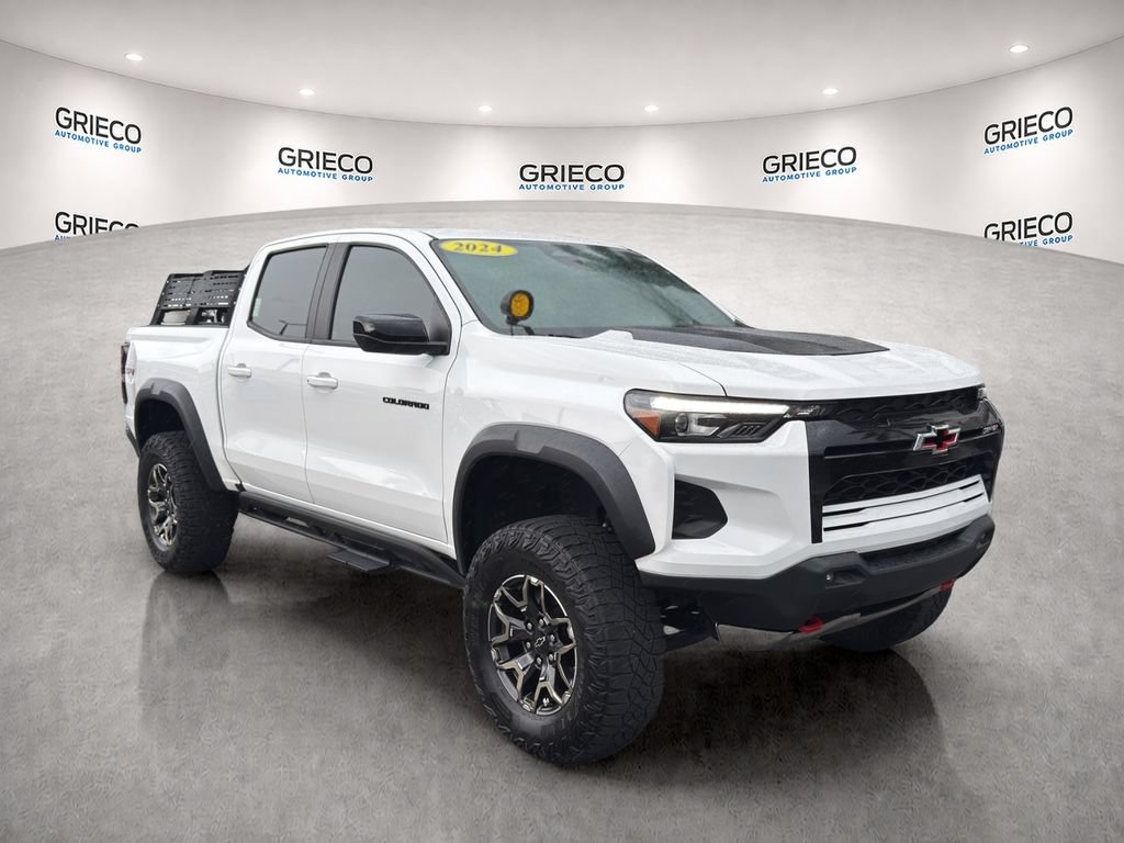 Certified 2024 Chevrolet Colorado ZR2 w/ ZR2 Convenience Package III AWD/4WD image 1