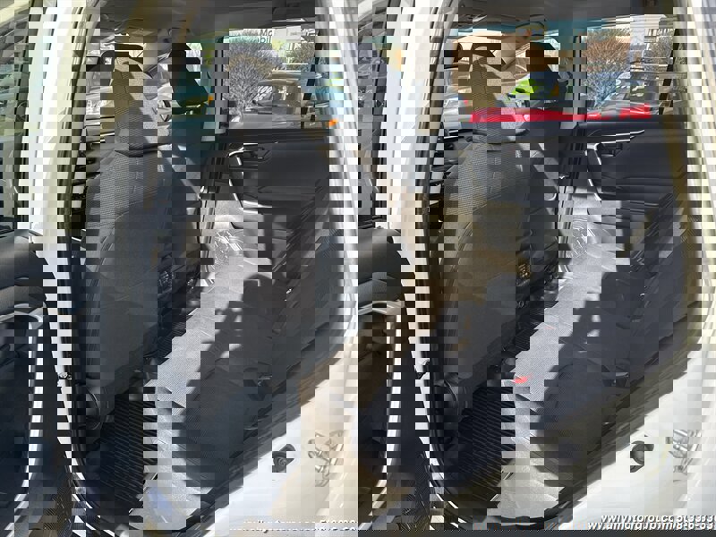 Used 2022 Toyota RAV4 LE image 22