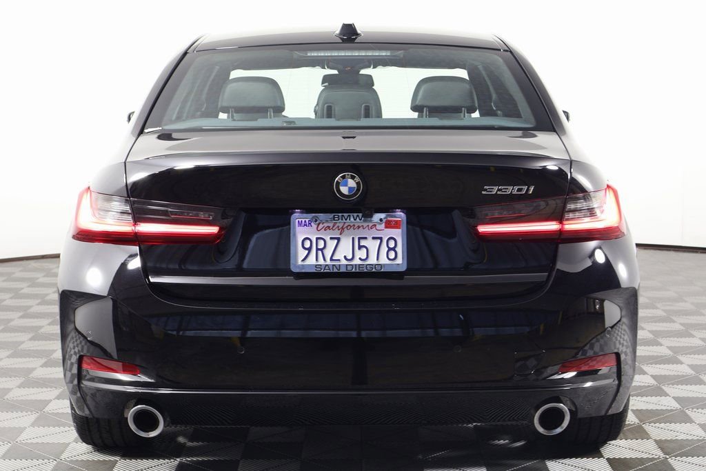 Certified 2025 BMW 330i Sedan w/ Convenience Package image 5