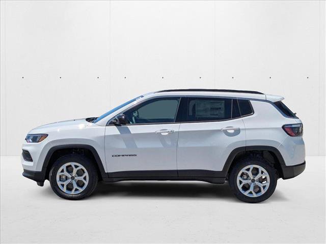 New 2025 Jeep Compass Latitude image 5