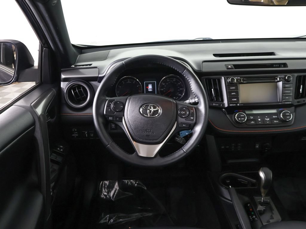 Used 2017 Toyota RAV4 SE AWD/4WD image 35
