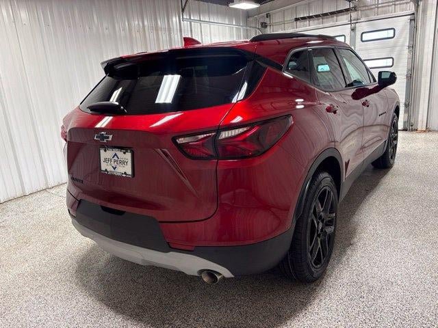 Used 2022 Chevrolet Blazer LT w/ Sound & Technology Package FWD image 3
