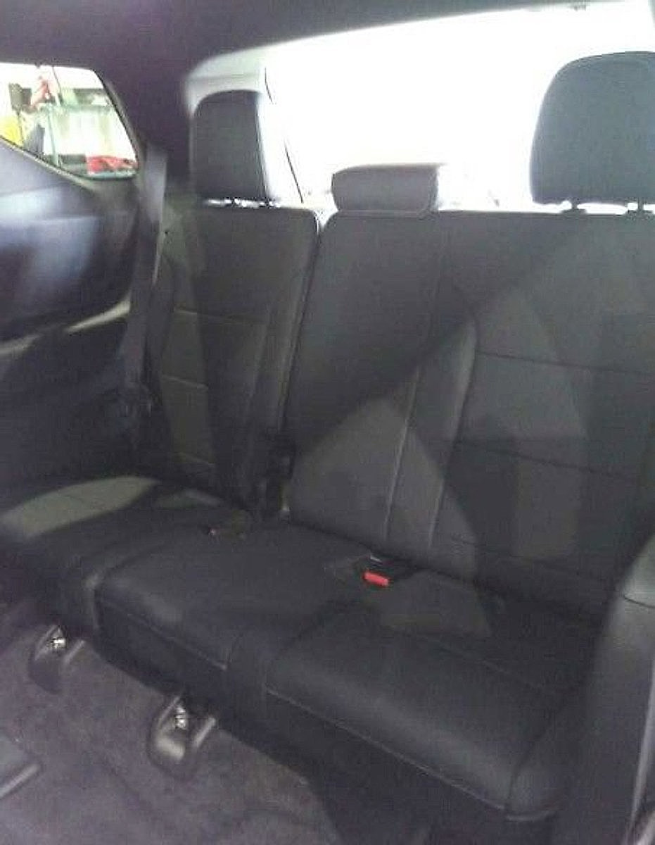 Used 2025 Chevrolet Traverse LT AWD/4WD image 17