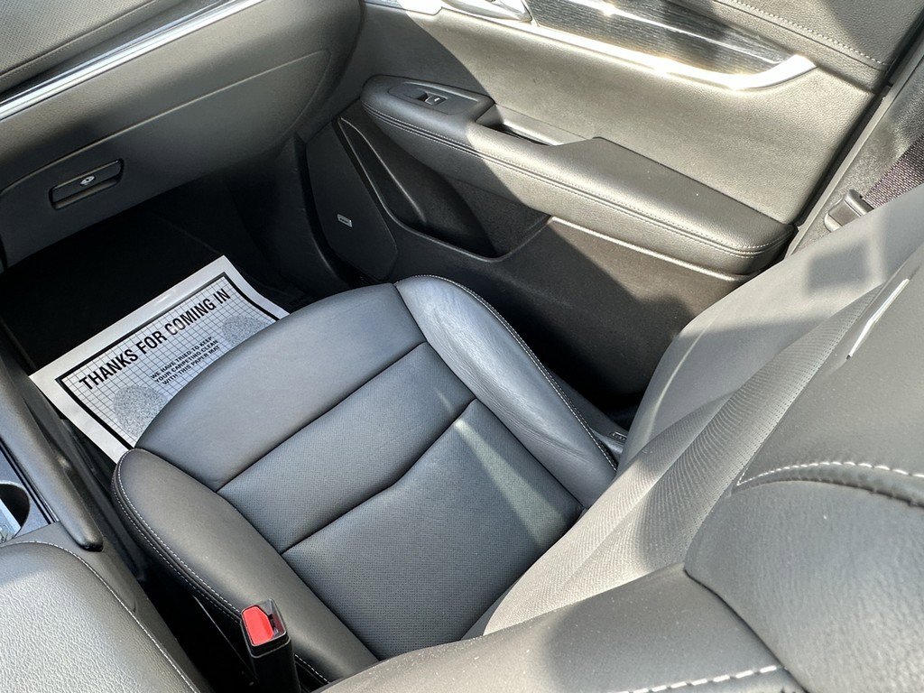 Certified 2025 Cadillac XT5 Premium Luxury image 14