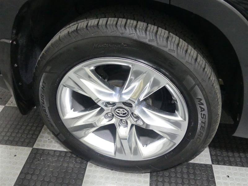 Used 2019 Toyota Highlander Limited AWD/4WD image 17