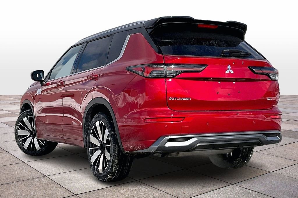 New 2026 Mitsubishi Outlander SEL image 3