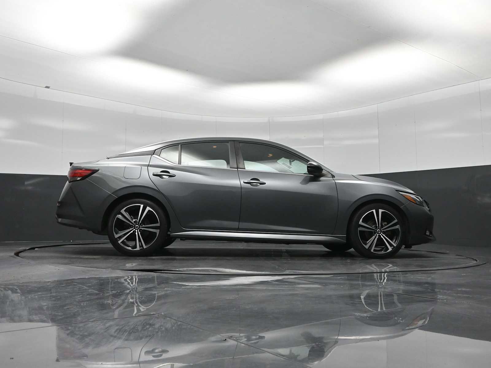 Used 2021 Nissan Sentra SR image 31