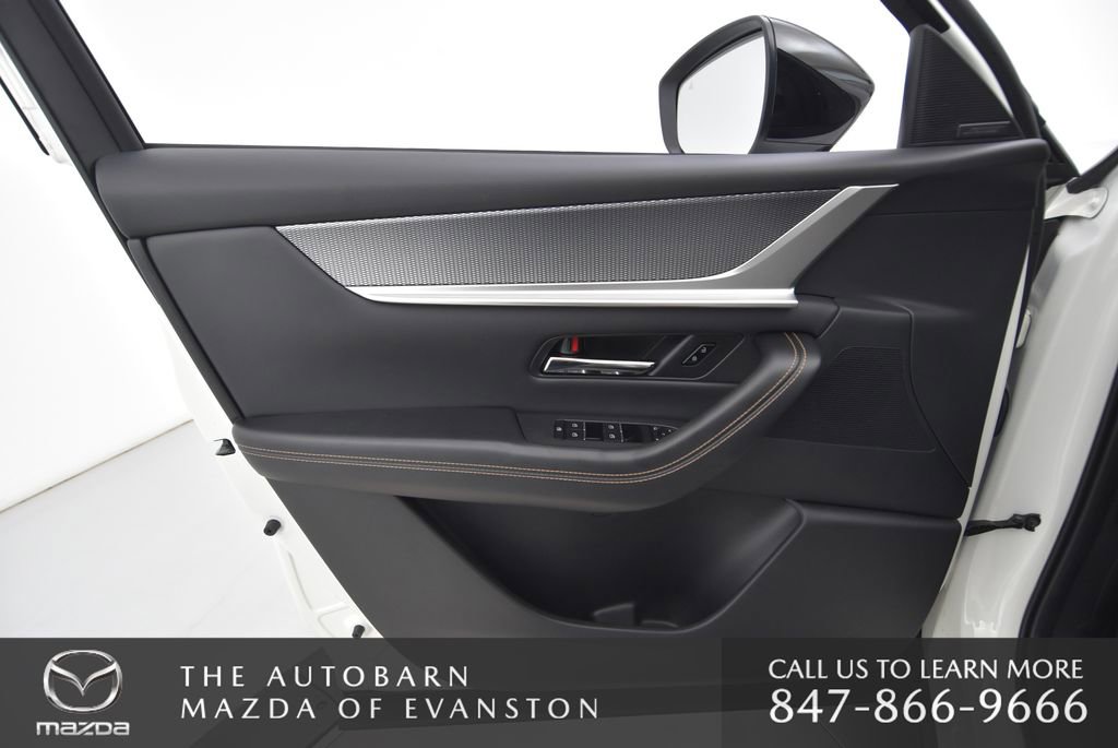 Certified 2025 MAZDA CX-90 Plug-In Hybrid w/Premium Sport image 30