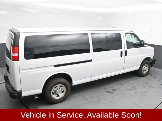 Used 2024 Chevrolet Express 3500 LS RWD image 30