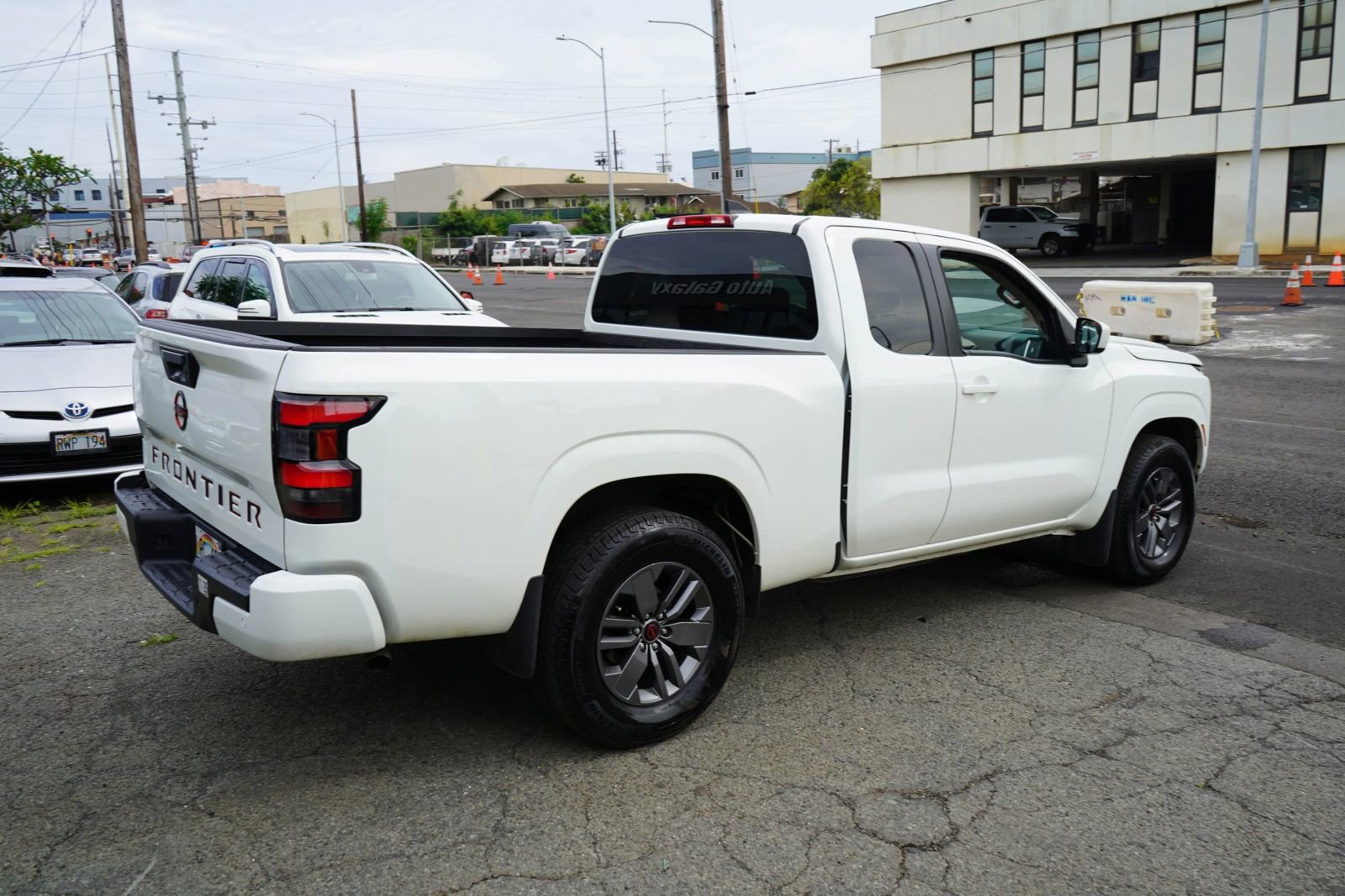 Used 2025 Nissan Frontier SV RWD image 26