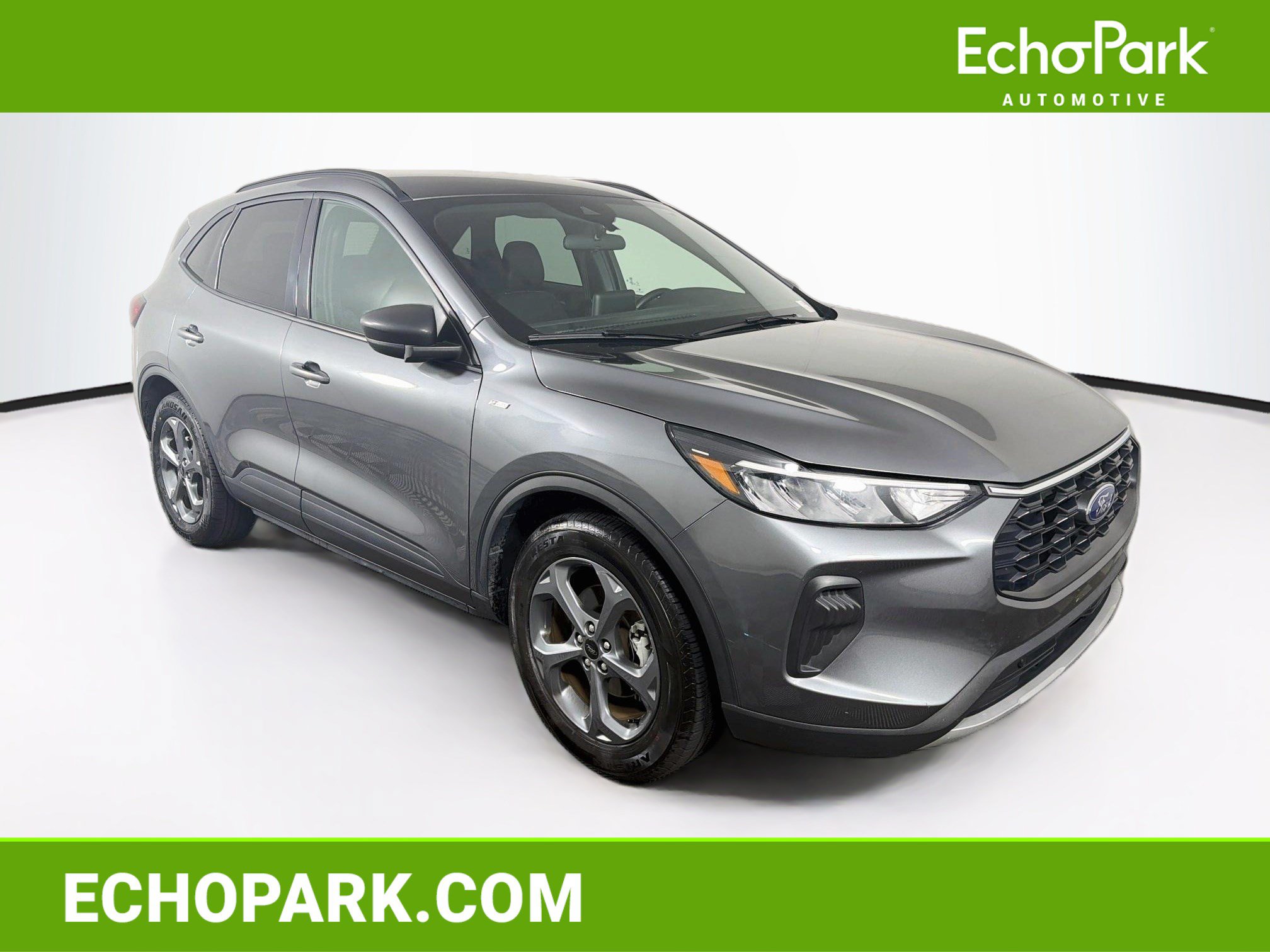 Used 2025 Ford Escape ST-Line FWD image 1