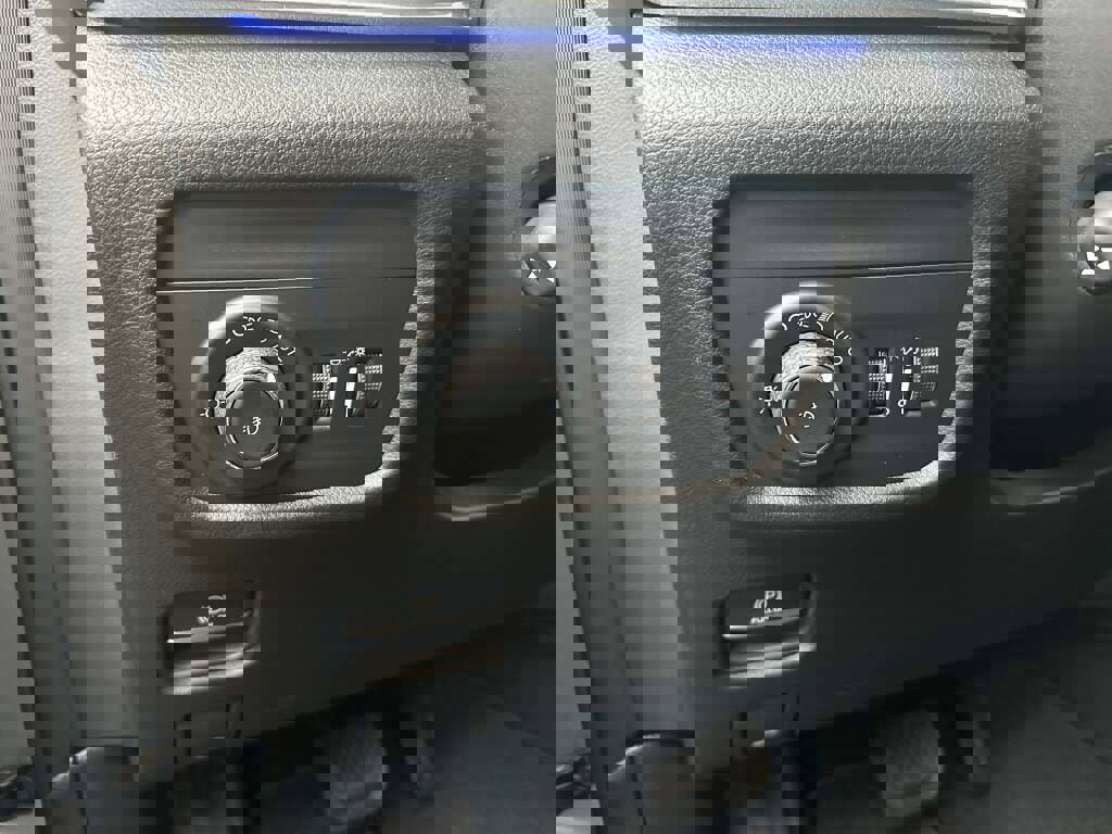 New 2025 Jeep Grand Cherokee Summit w/ Luxury Tech Group V image 25