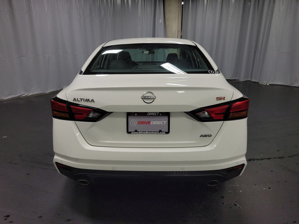 Used 2024 Nissan Altima 2.5 SR AWD/4WD image 7