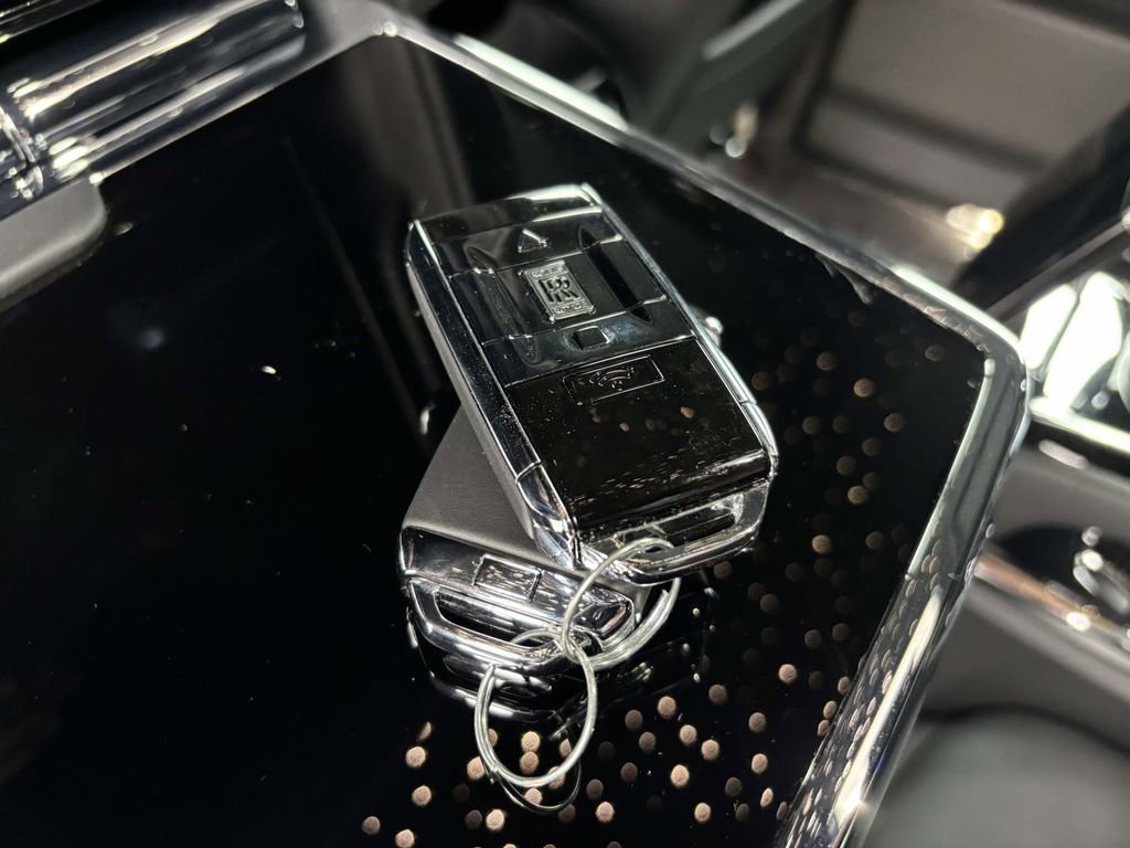 New 2026 Rolls-Royce Phantom Sedan image 34
