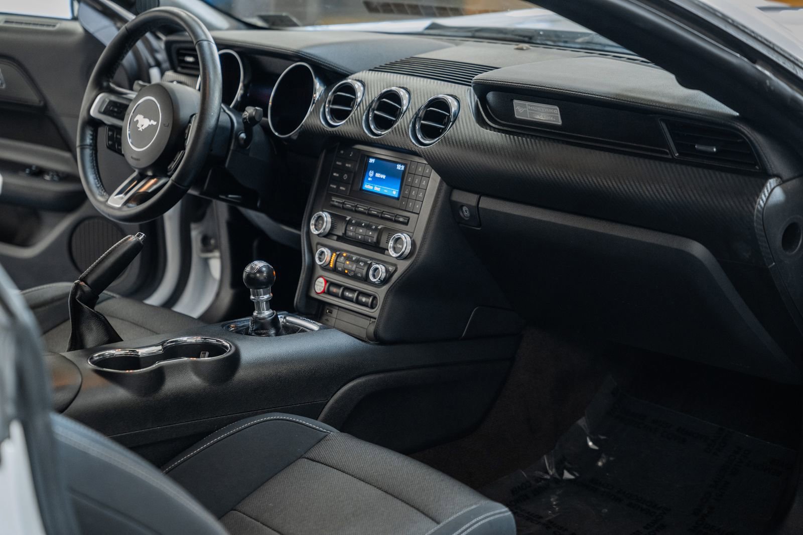 Certified 2017 Ford Mustang Coupe image 21