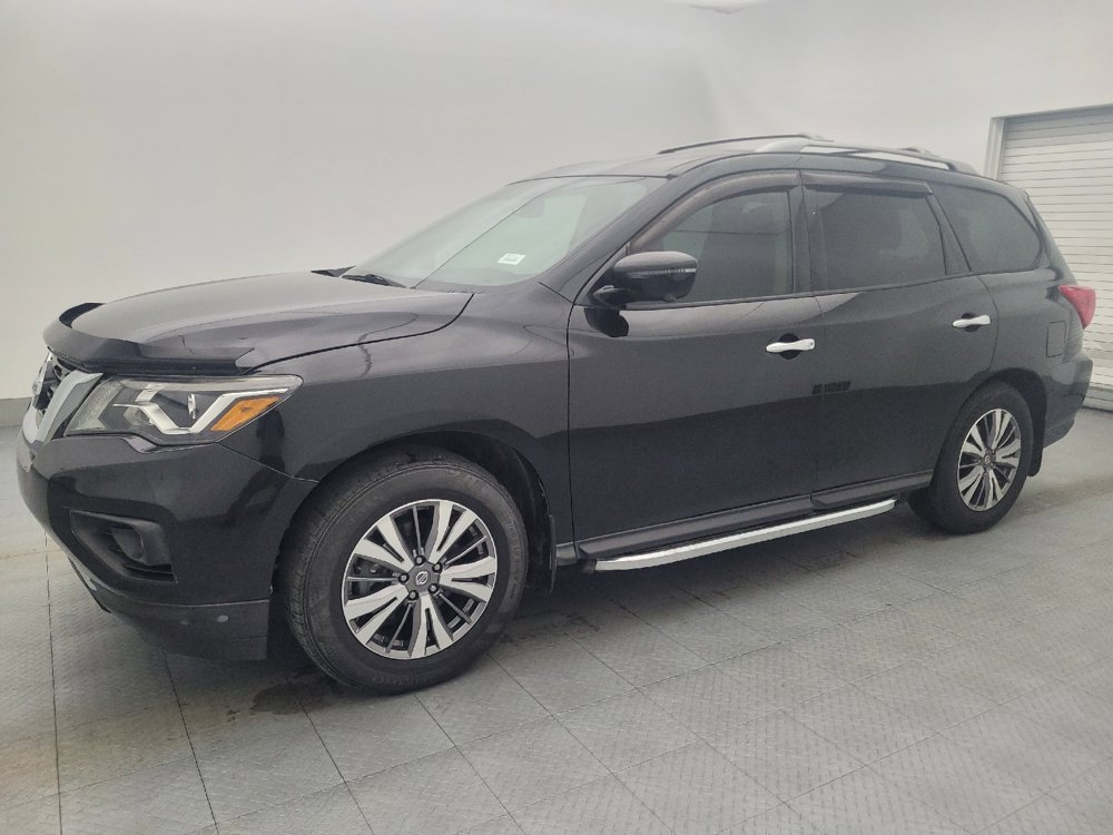 Used 2019 Nissan Pathfinder SL w/ Cargo Package FWD image 2
