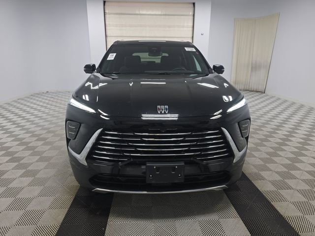 Used 2025 Buick Enclave Preferred image 2