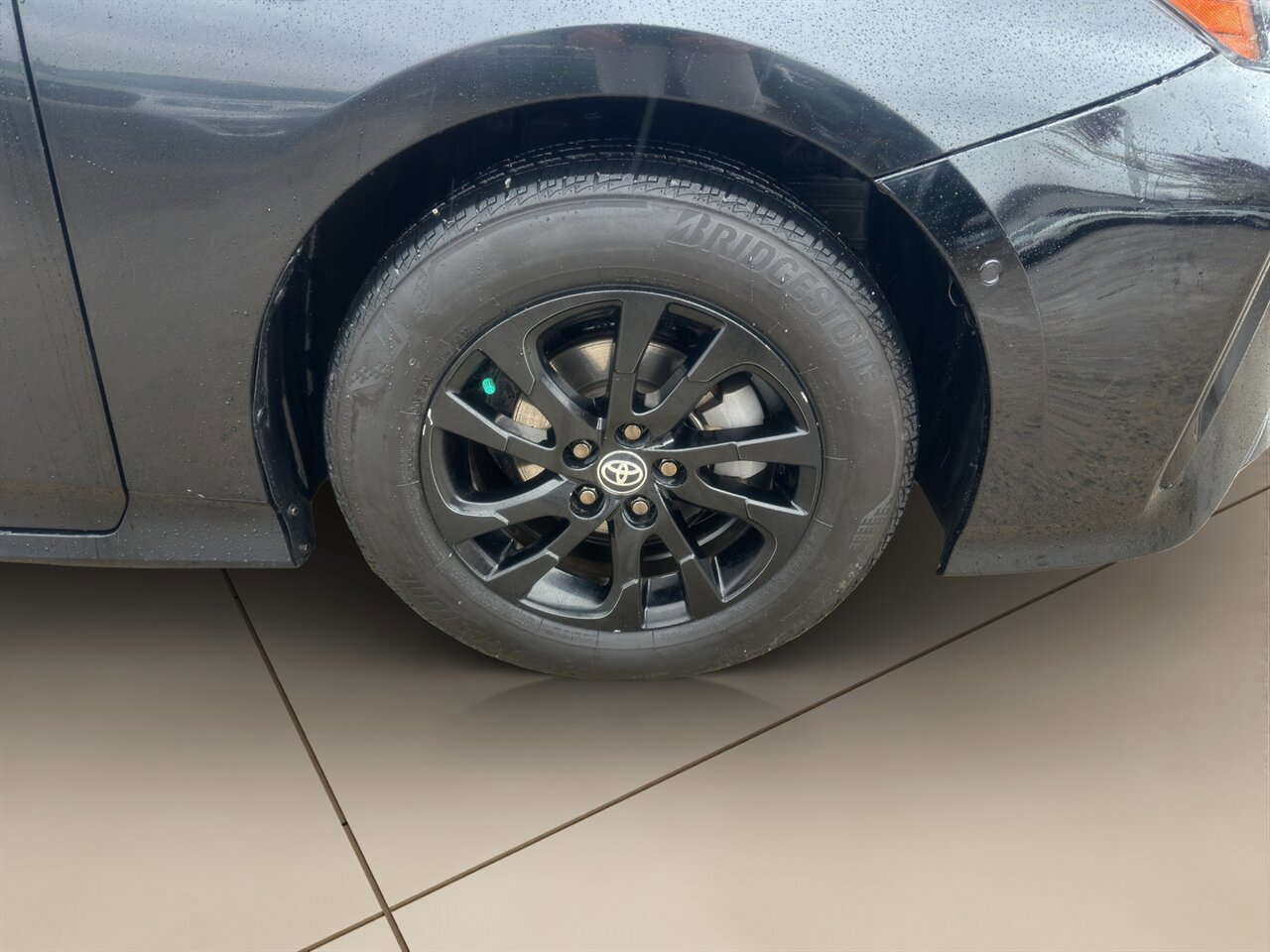 Used 2022 Toyota Prius AWD image 21