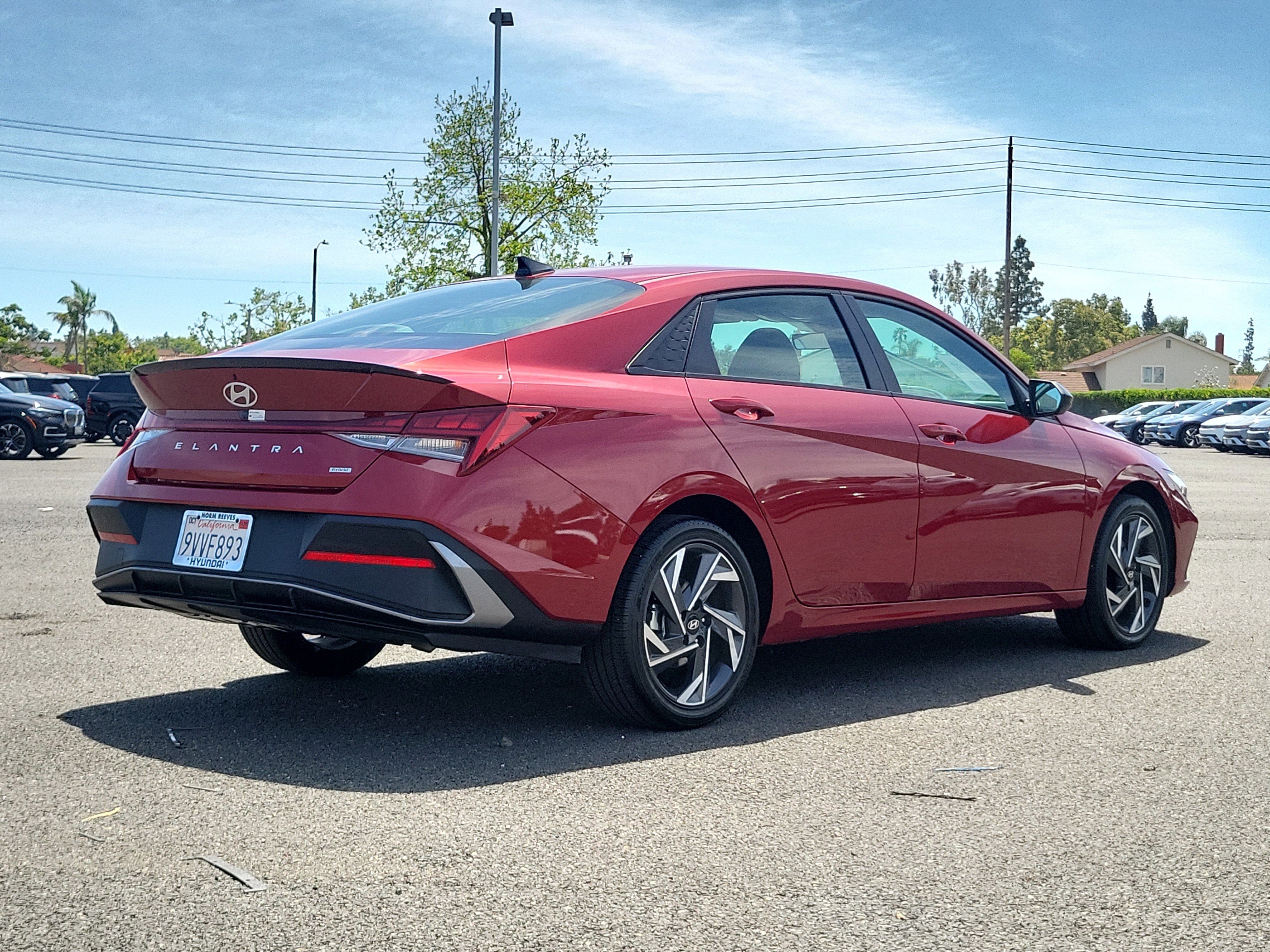 Certified 2025 Hyundai Elantra SEL image 6