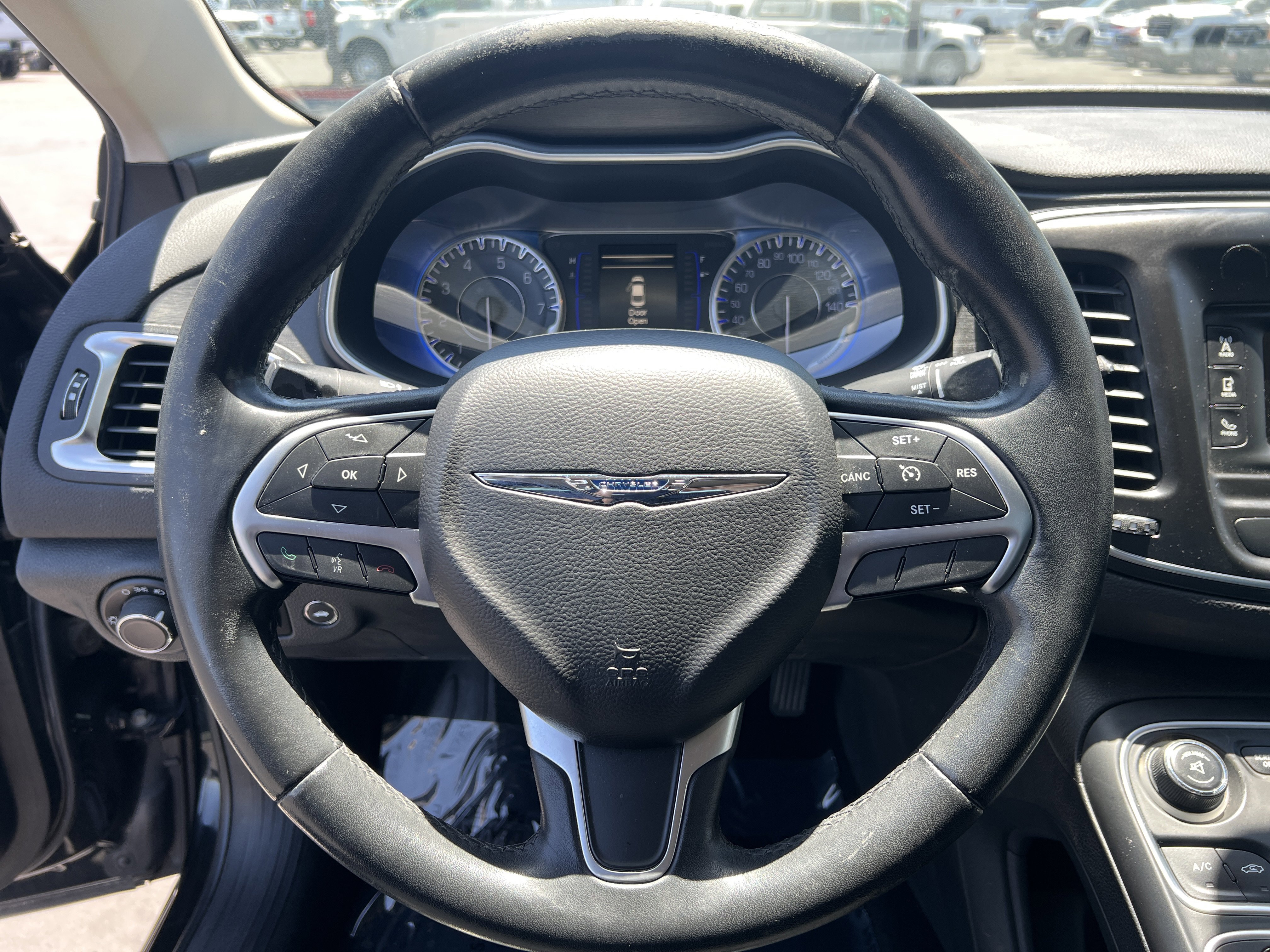 Used 2015 Chrysler 200 Limited w/ Convenience Group FWD image 17
