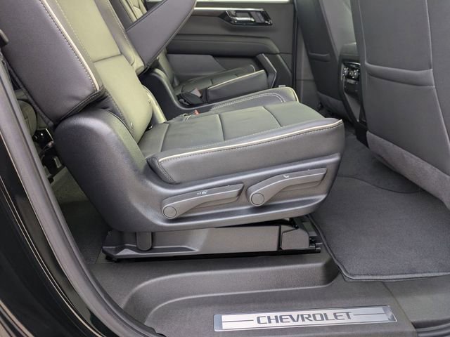 New 2025 Chevrolet Suburban Premier w/ Sun And Tow Package image 39