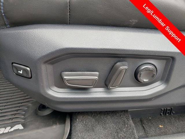 Certified 2025 Toyota Sequoia Platinum image 28