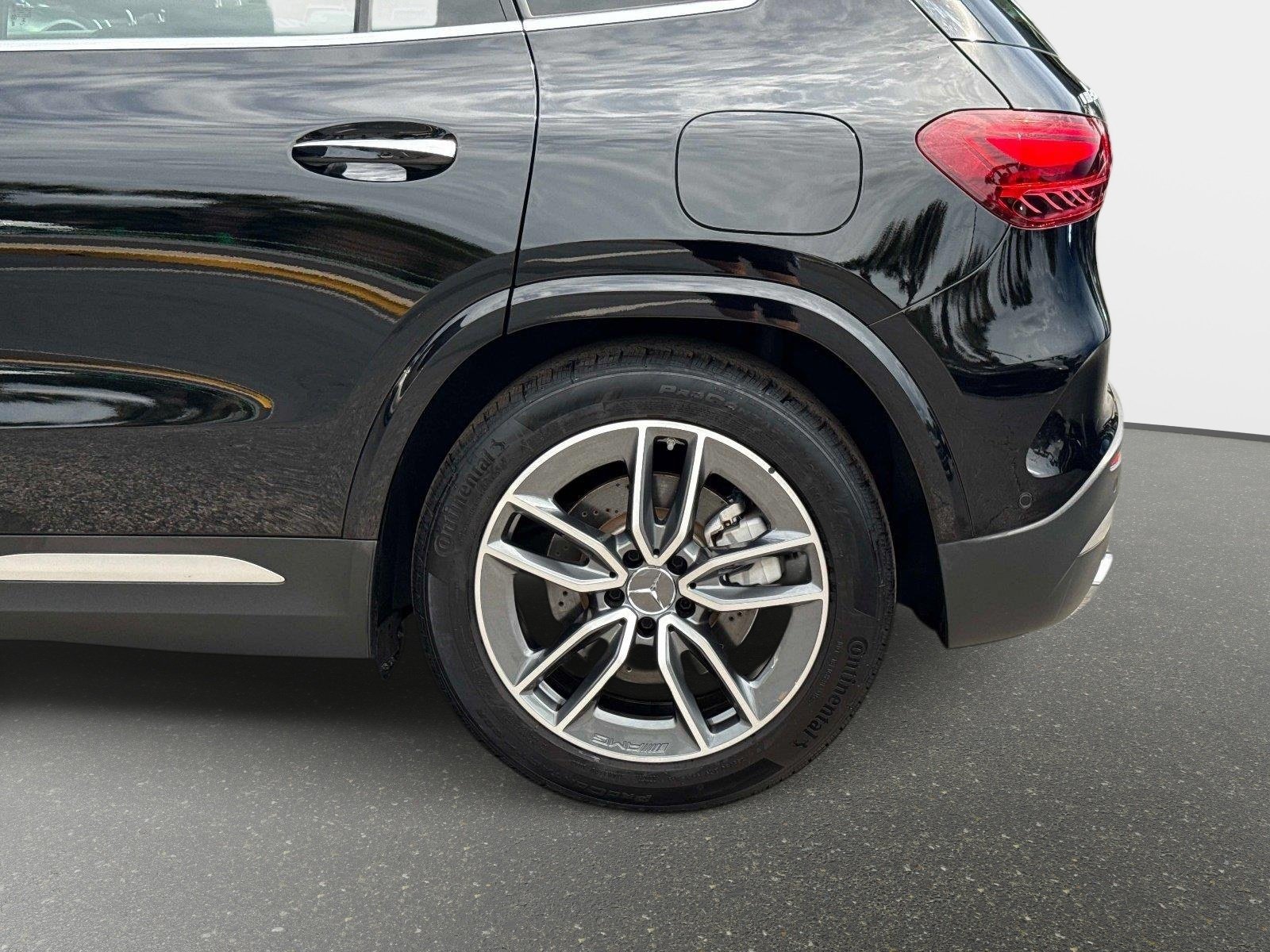 Used 2025 Mercedes-Benz GLA 35 AMG 4MATIC image 14
