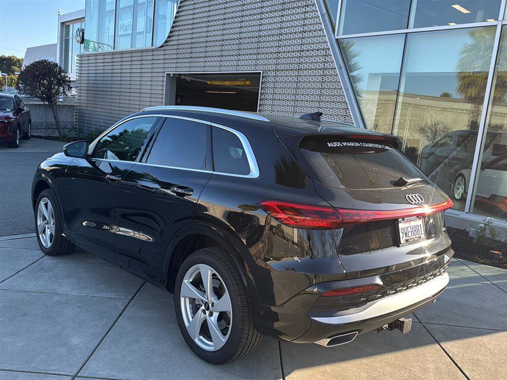 Certified 2025 Audi Q5 Premium Plus w/ Premium Plus image 8