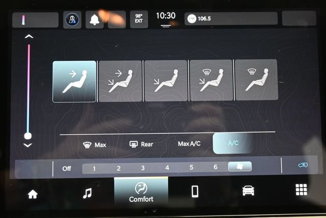 Used 2024 Jeep Compass Latitude AWD/4WD image 21