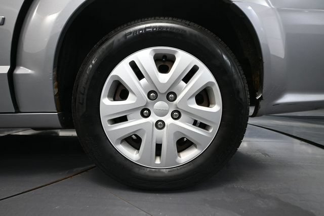 Used 2014 Dodge Grand Caravan SE w/ Quick Order Package 29E SE FWD image 12