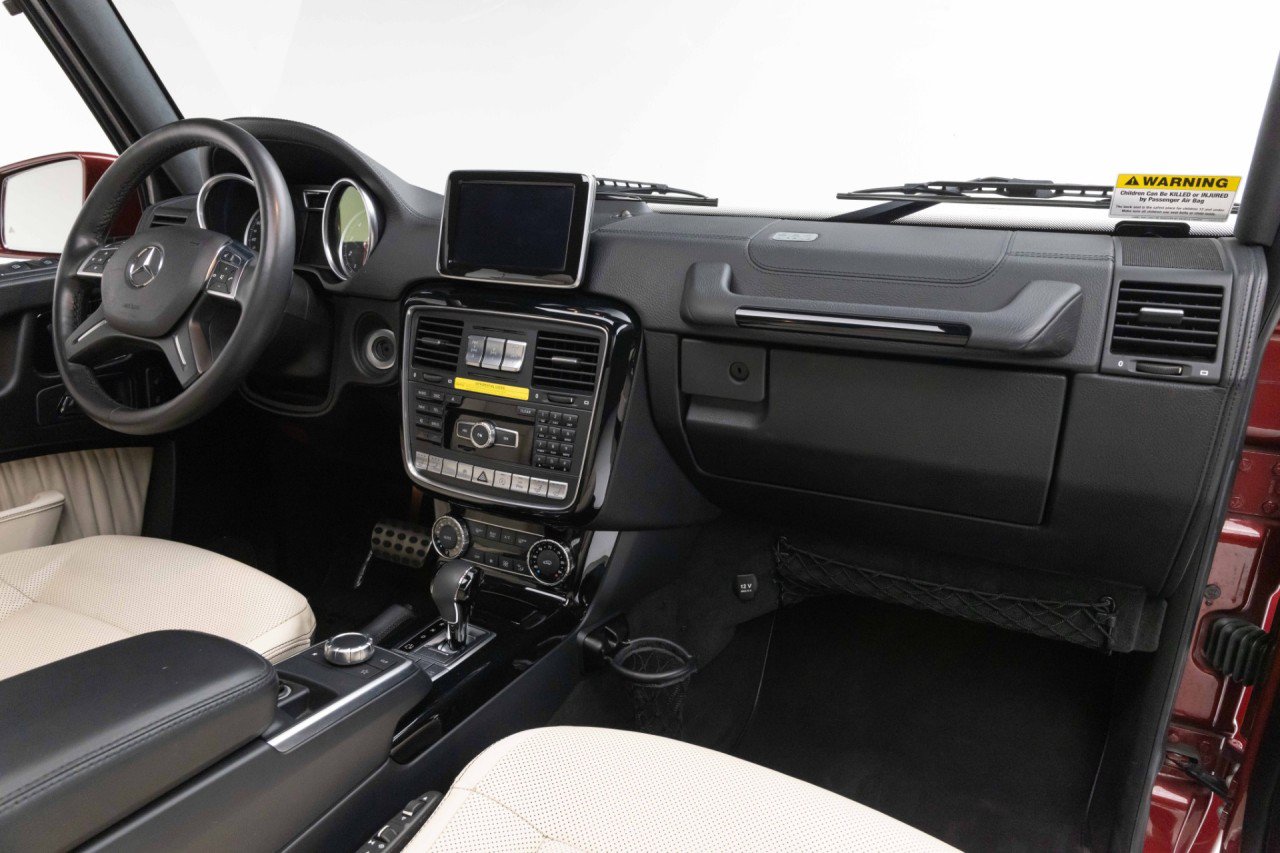 Used 2016 Mercedes-Benz G 550 image 2