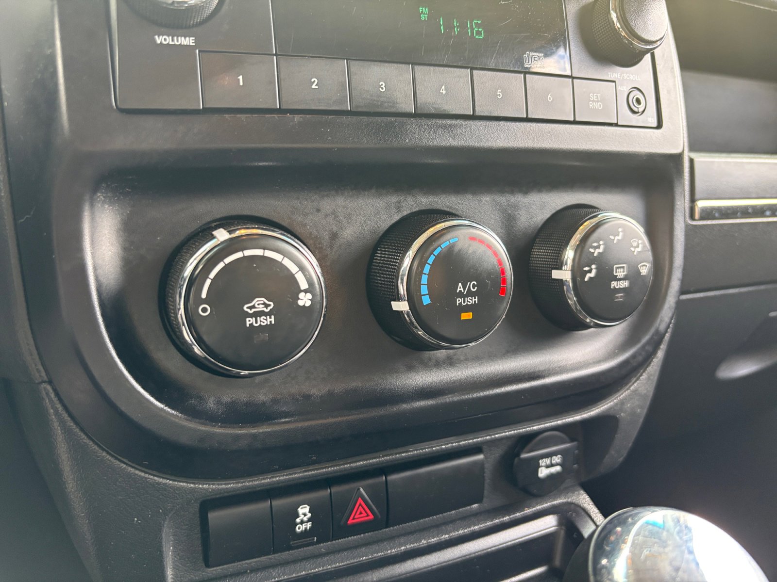 Used 2015 Jeep Patriot Sport w/ Power Value Group image 31