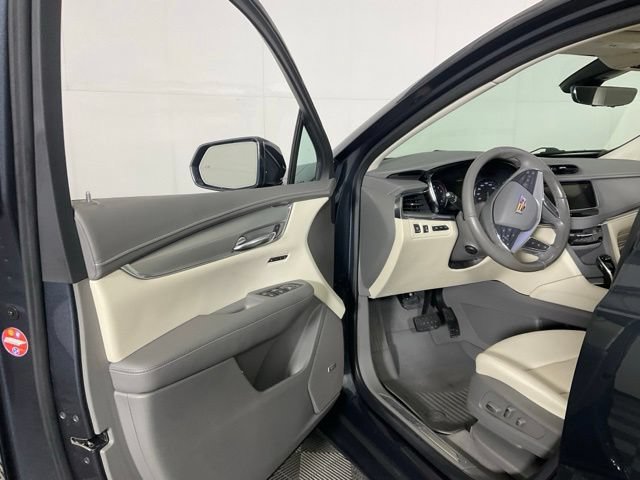 Used 2020 Cadillac XT5 Premium Luxury FWD image 22