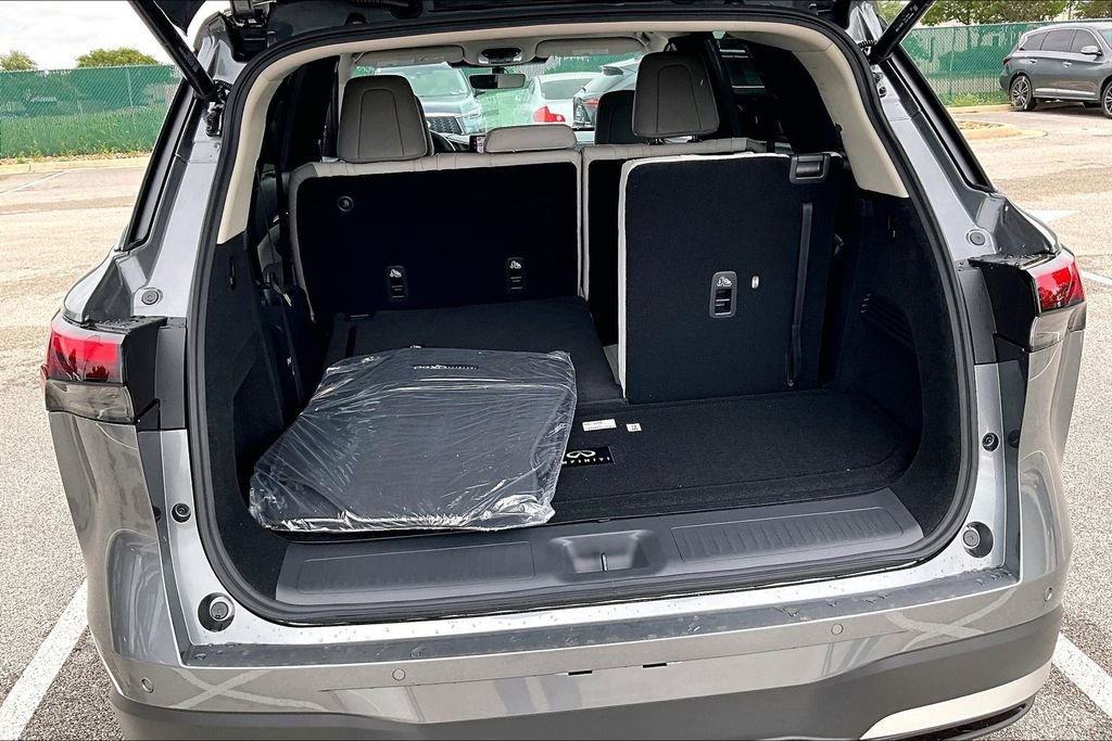 New 2026 INFINITI QX60 Luxe w/ Cargo Package FWD image 43