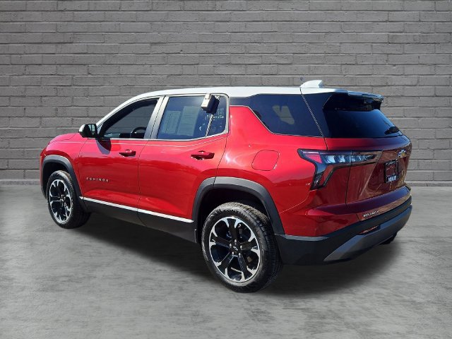 Used 2026 Chevrolet Equinox LT w/ Safety and Technology Package FWD image 3