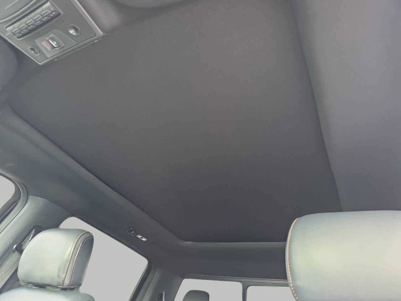 Used 2022 Ford F450 Platinum w/ FX4 Off-Road Package image 19