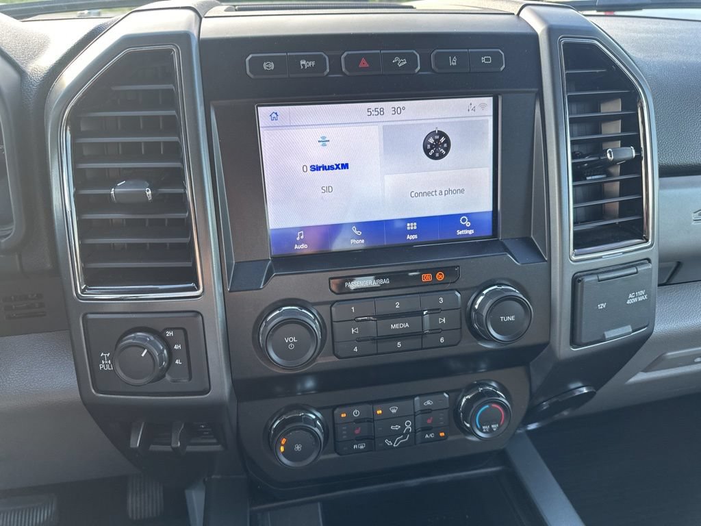 Used 2020 Ford F350 XLT w/ XLT Premium Package AWD/4WD image 11