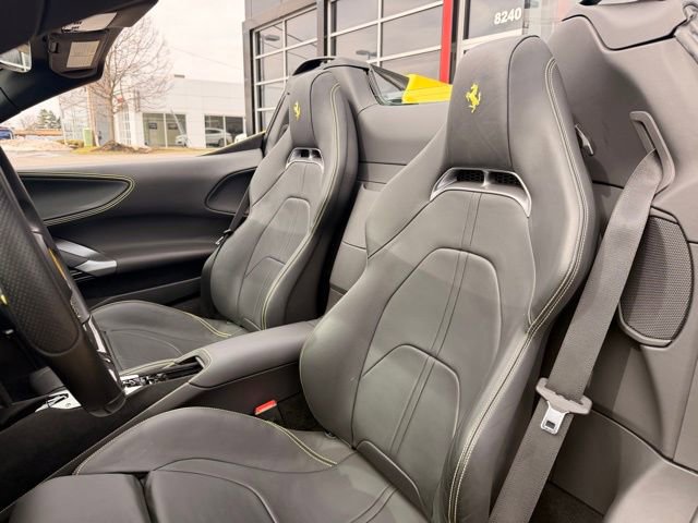 Used 2022 Ferrari SF90 Spider AWD/4WD image 24