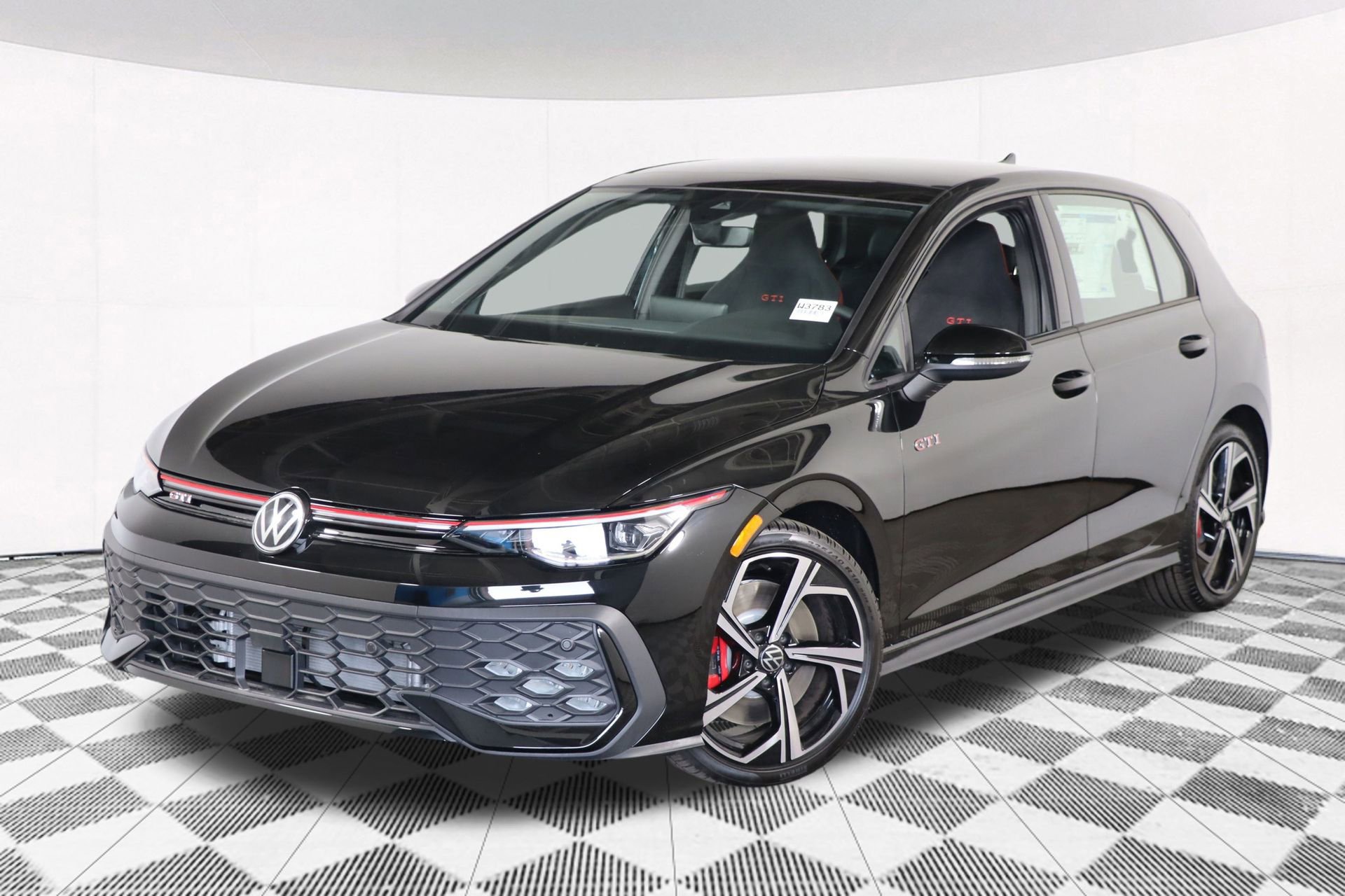 New 2025 Volkswagen GTI SE image 2