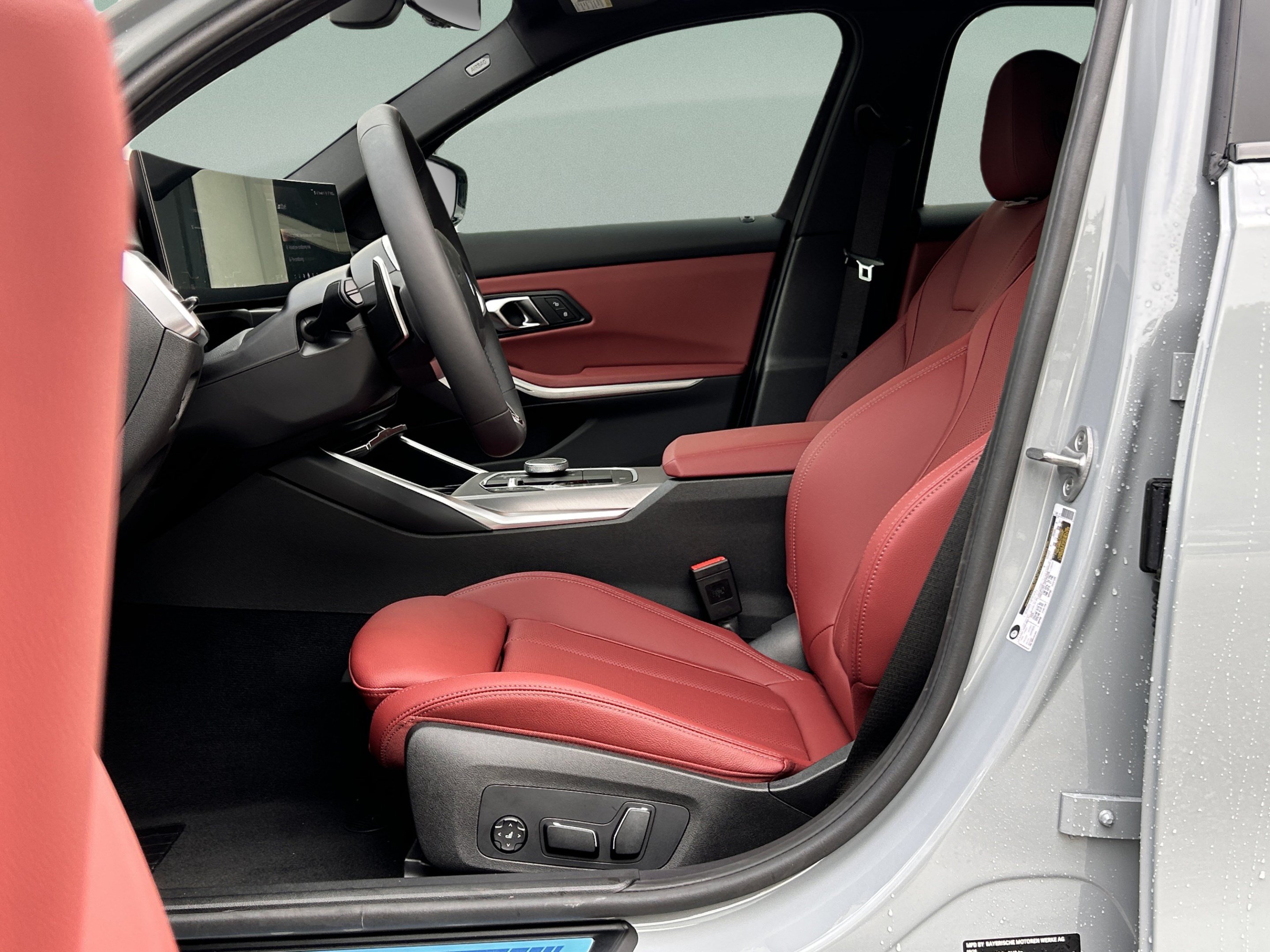 New 2026 BMW 330i Sedan RWD image 20