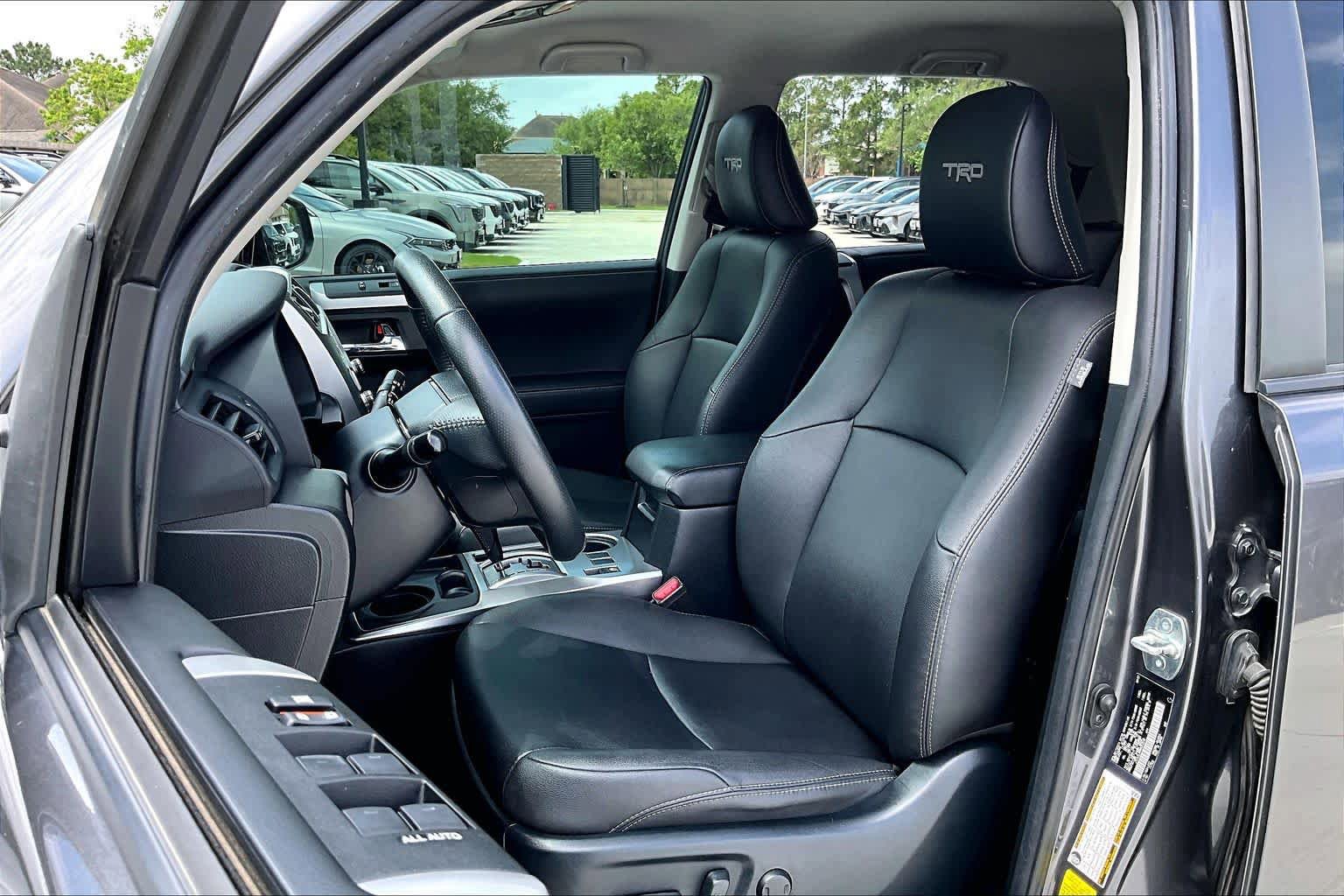 Used 2022 Toyota 4Runner TRD Sport w/ Technology Package image 8