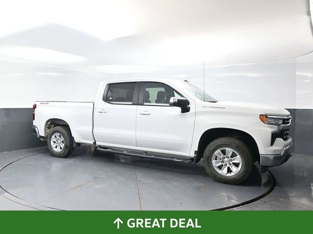 Used 2025 Chevrolet Silverado 1500 LT w/ Work Truck Package AWD/4WD image 5