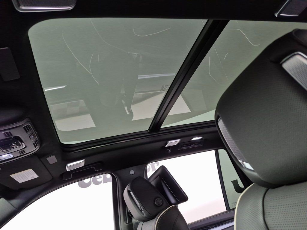 New 2026 Cadillac Escalade Sport w/ Touring Package image 22