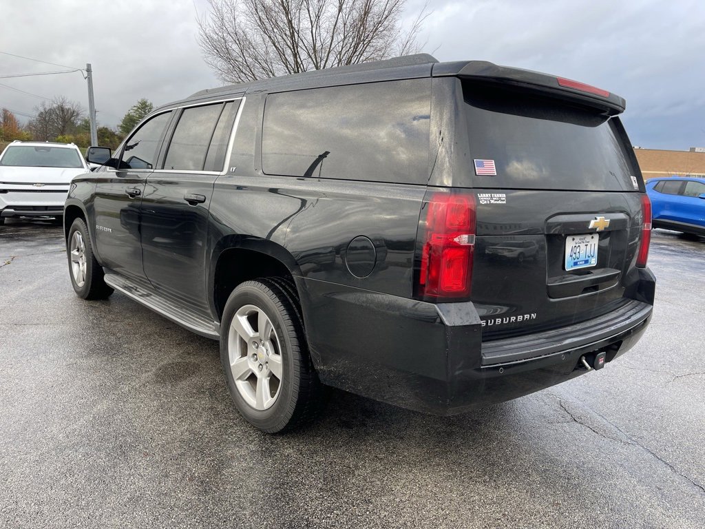 Used 2015 Chevrolet Suburban LT image 7