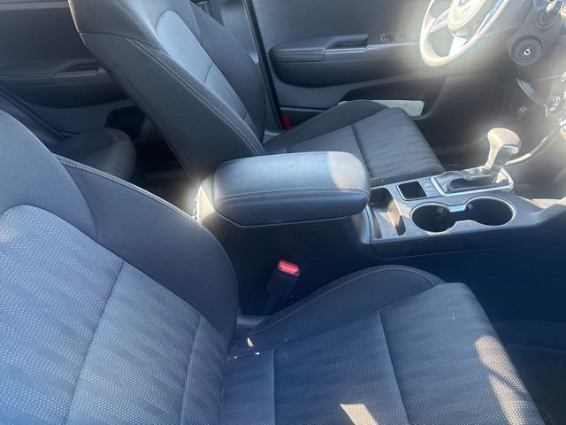 Used 2021 Kia Sportage LX image 7