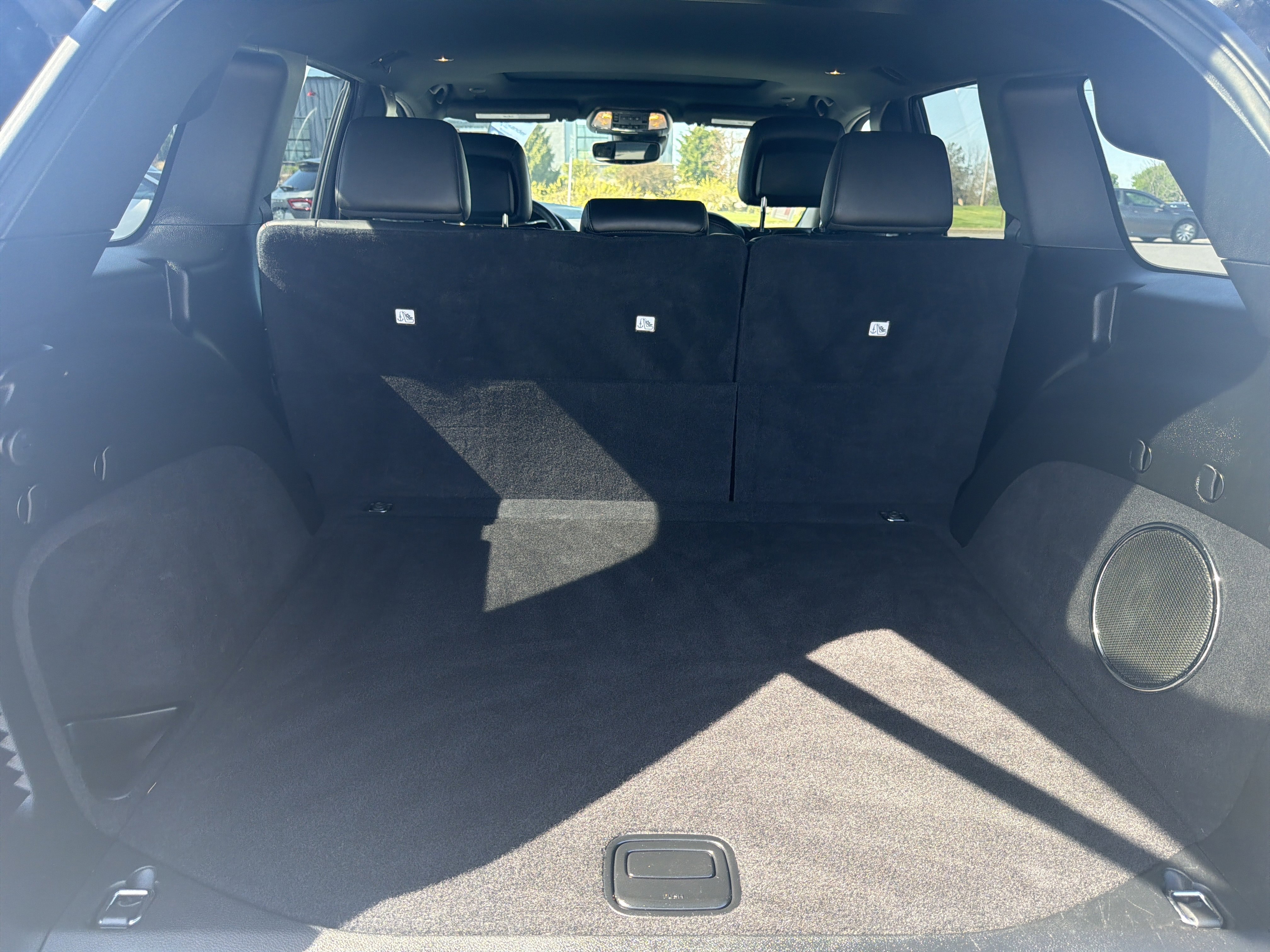 Used 2019 Jeep Grand Cherokee Trailhawk AWD/4WD image 5