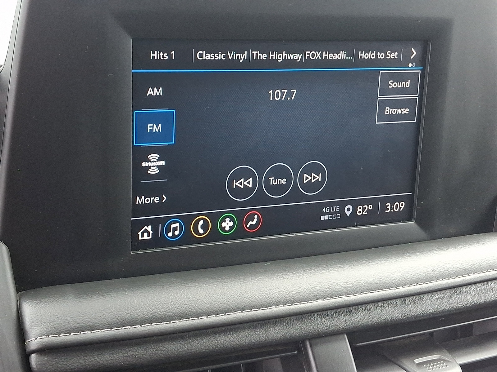 Used 2022 Chevrolet Tahoe LS AWD/4WD image 18